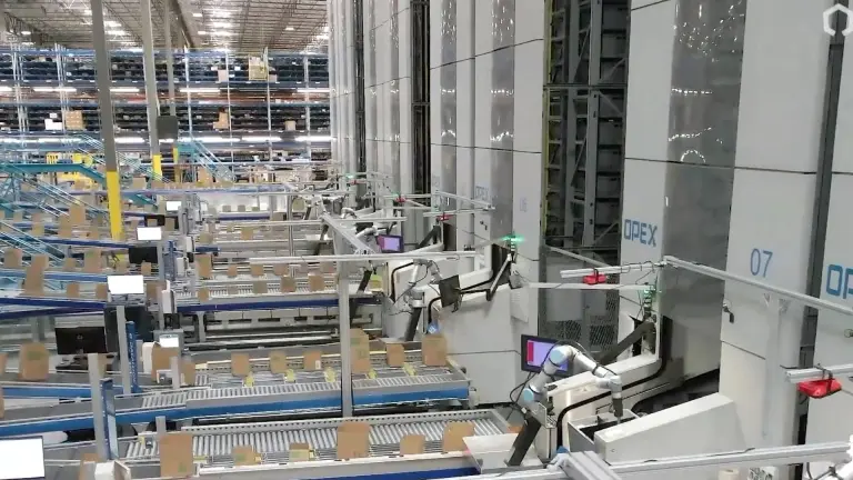 warehouse-robotic-automation-fleet-of-robots.jpg