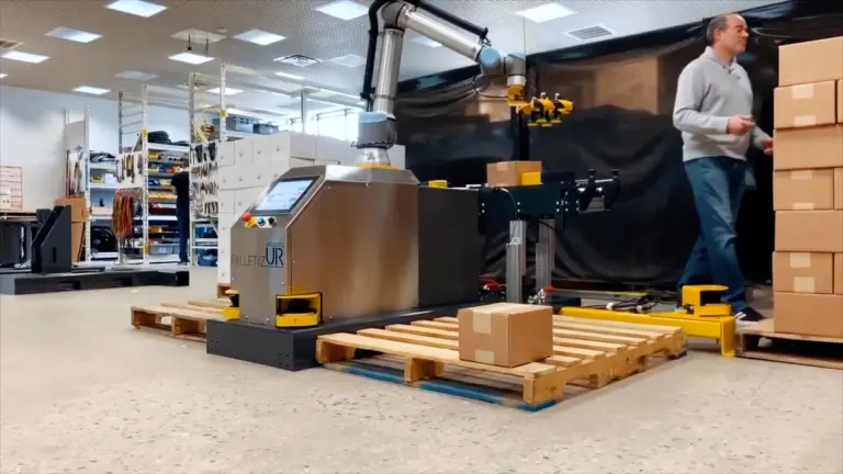 warehouse-robotic-automation-palletizer.jpg